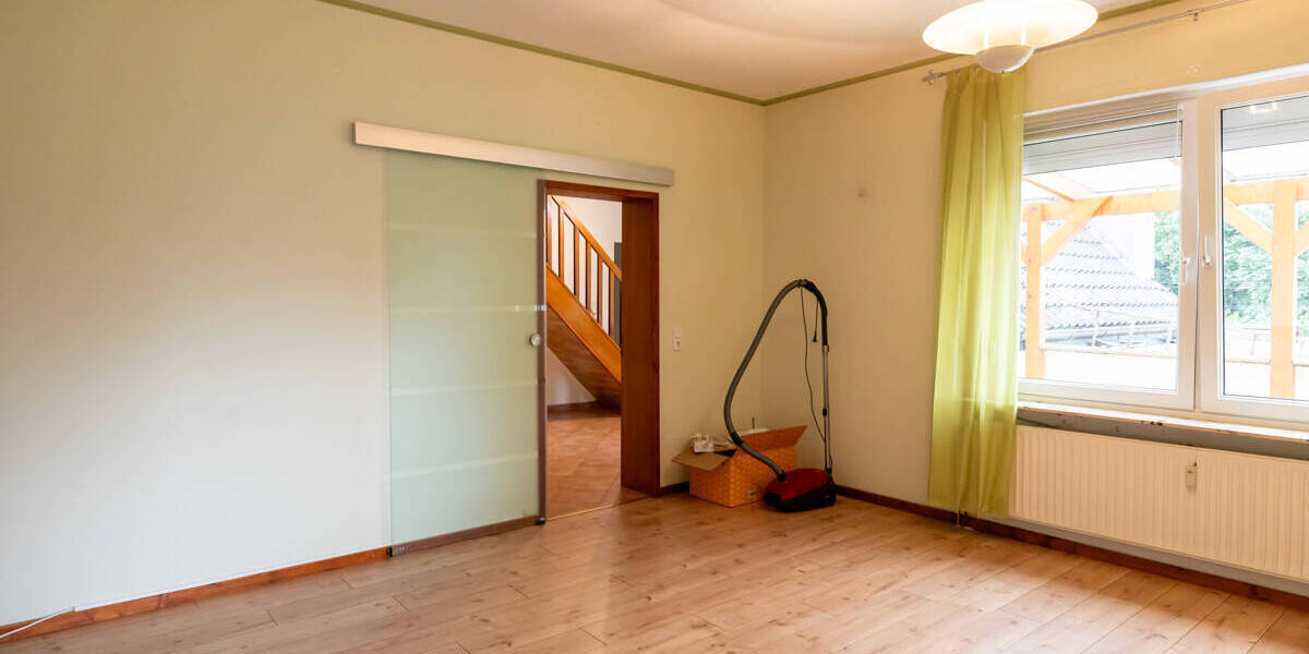 Etagenwohnung Ganderkesee Neuenlande - 6 Zimmer, 145 m&sup2;, 137.000&euro; | Angebot:25846192