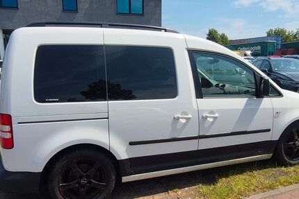 VW Caddy 150.000 km 9.999 &euro; Achim 28832