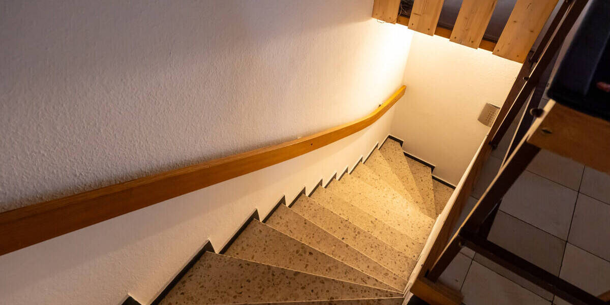 Mehrfamilienhaus, Wohnhaus Delmenhorst Iprump/Varrelgraben - 7 Zimmer, 286 m&sup2;, 297.000&euro; | Angebot:25821104