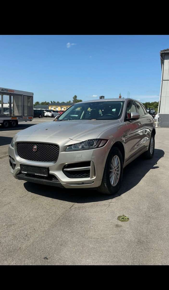 Jaguar F-Pace 92.900 km 21.900 € bremen 28279