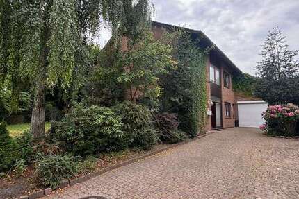 Haus zum Kaufen in Ganderkesee 479.000 € 250 m² 12 zimmer