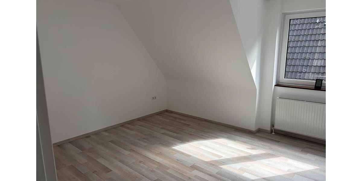 Etagenwohnung Bremen Neustadt - 3 Zimmer, 98 m&sup2;, 198.000&euro; | Angebot:26965482