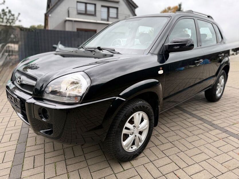 Hyundai TUCSON 146.000 km 3.999 € Osterholz-Scharmbeck 27711