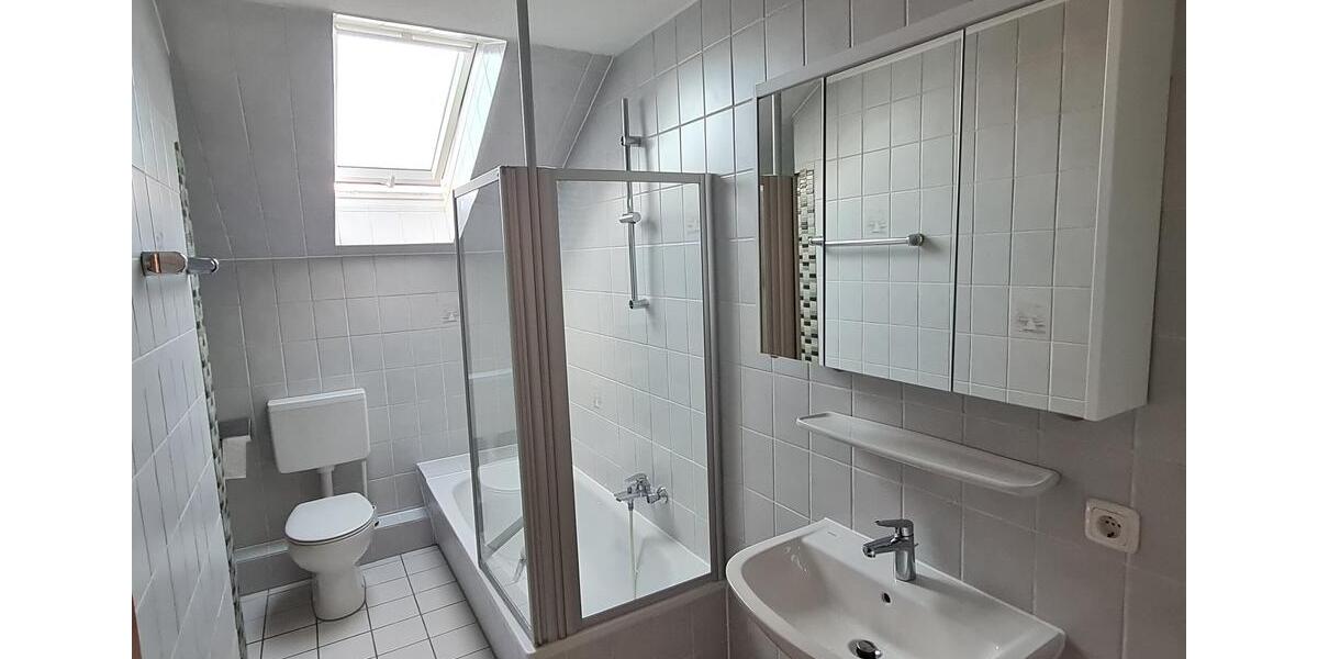 Etagenwohnung Delmenhorst Düsternort - 3 Zimmer, 74 m&sup2;, 670&euro; | Angebot:25805408