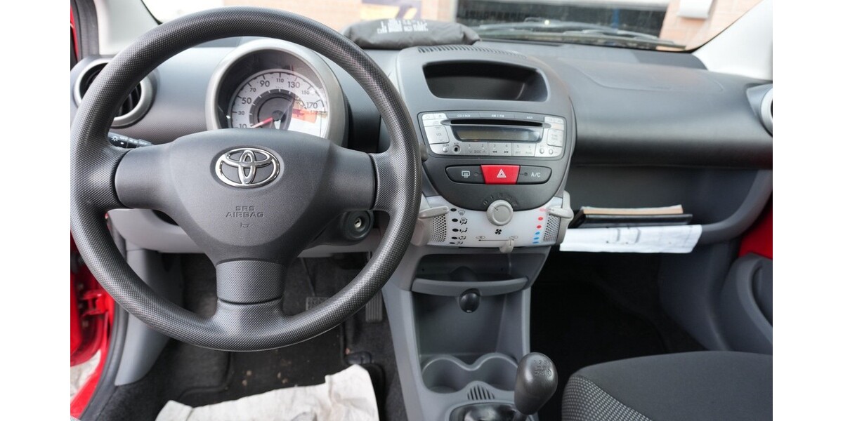 Toyota Aygo 82.123 km 3.500 &euro; Bremen 28195