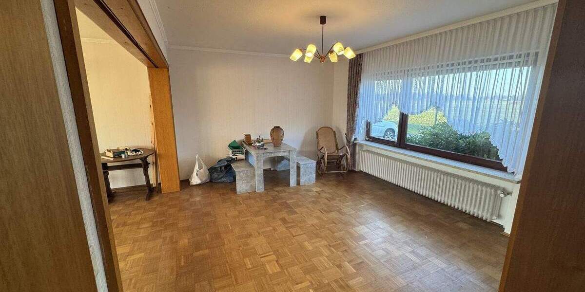 Doppelhaushälfte Emtinghausen - 5 Zimmer, 159 m&sup2;, 242.000&euro; | Angebot:25770227
