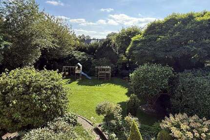 *Provisionfrei* Exklusives Zuhause mit Wellness & Traumgarten in Bremen-Oberneuland 8 zimmer