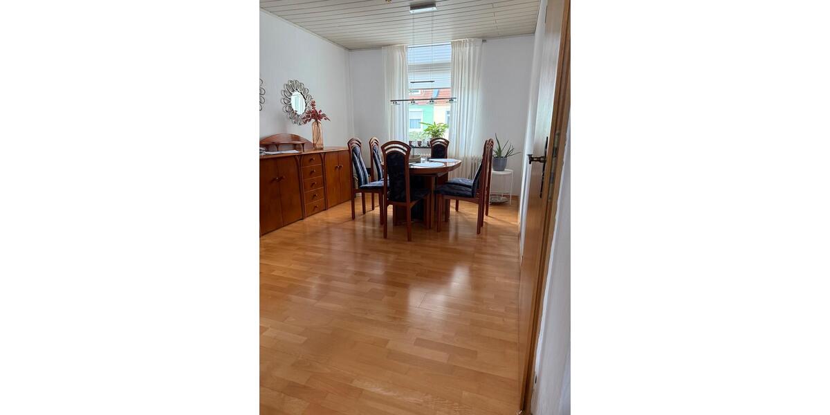 Reihenhaus Bremen Walle - 7 Zimmer, 155 m&sup2;, 349.000&euro; | Angebot:26083308