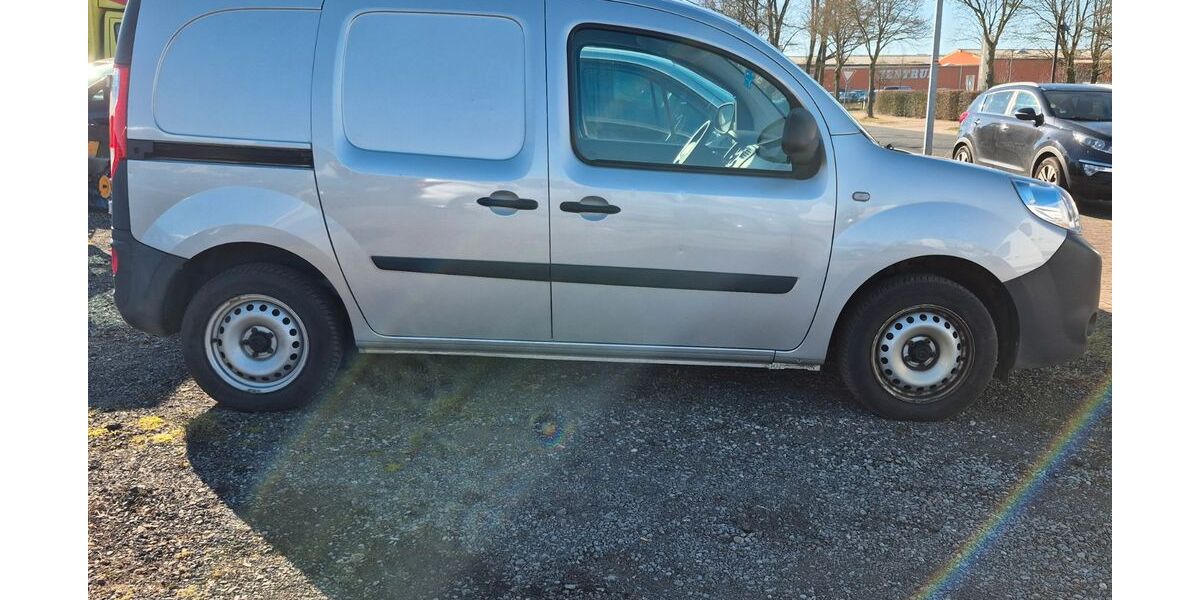 Renault Kangoo 126.127 km 7.995 &euro; Achim 28832