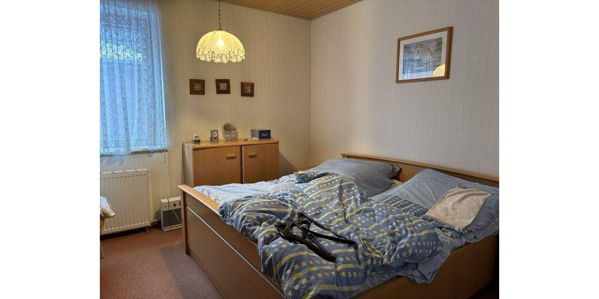 Mehrfamilienhaus, Wohnhaus Bremen / Rekum Rekum - 6 Zimmer, 127 m&sup2;, 299.000&euro; | Angebot:26037593