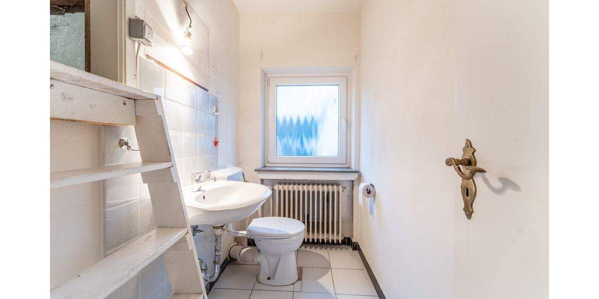 Einfamilienhaus Bremen / Oberneuland Oberneuland - 8 Zimmer, 220 m&sup2;, 499.000&euro; | Angebot:25680902