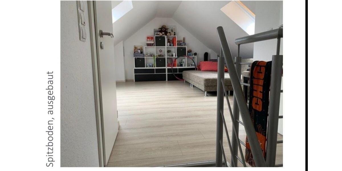 Dachgeschoßwohnung Bremen Huchting - 4 Zimmer, 92 m&sup2;, 1.400&euro; | Angebot:26663722