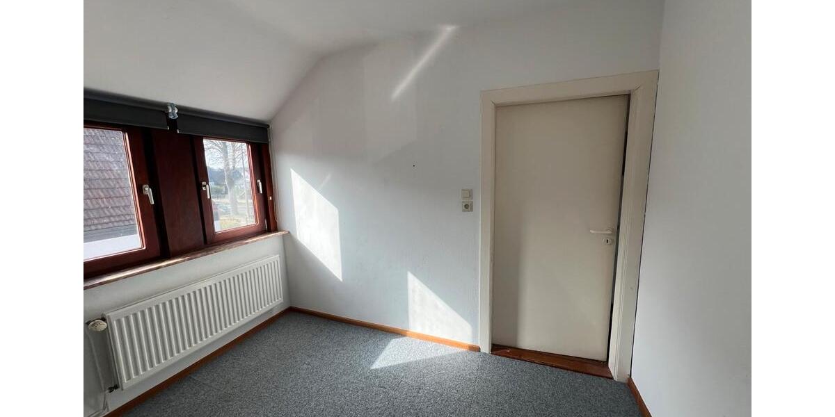 Einfamilienhaus Bremen Blumenthal - 5 Zimmer, 130 m&sup2;, 219.000&euro; | Angebot:26997006
