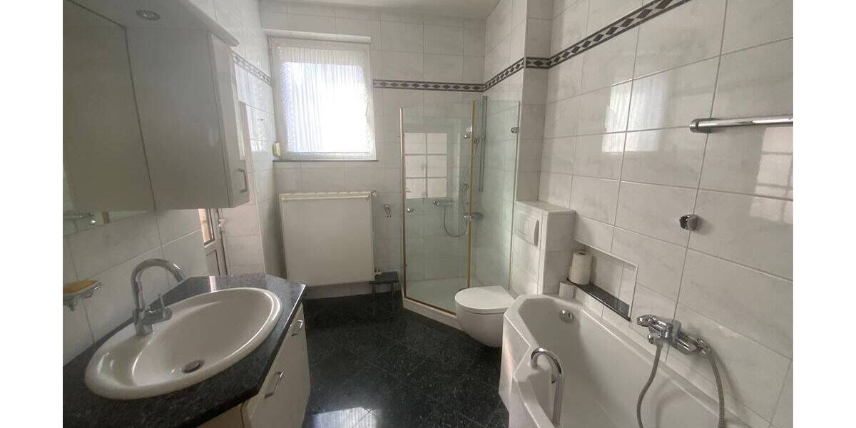 Mehrfamilienhaus, Wohnhaus Bremen Riensberg - 5 Zimmer, 118 m&sup2;, 395.000&euro; | Angebot:26803857