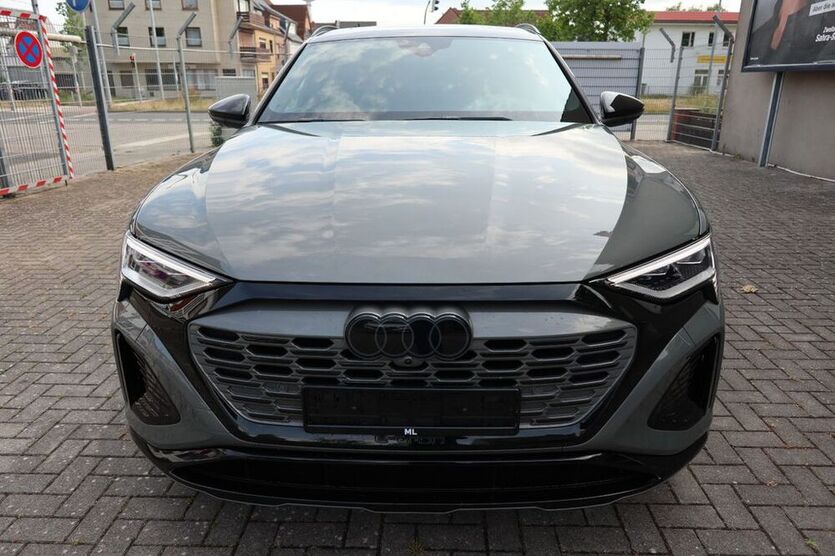 Q8 e-tron