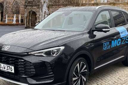 MG ZS 2.000 km 24.799 € Bremen 28207