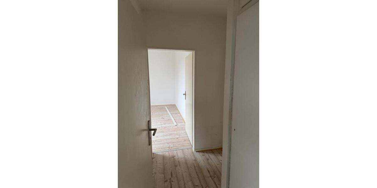 Gepflegte 4-Zimmer-Wohnung in Blockdiek zentral mit Balkon 4 zimmer