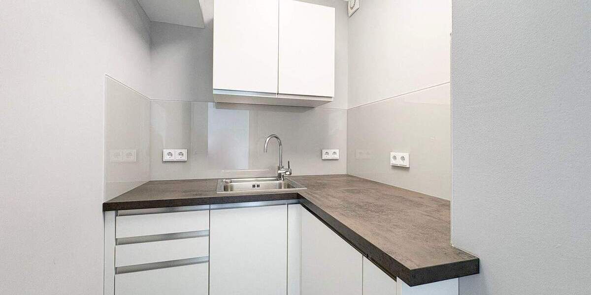 City Repräsentative Gewerbefläche mit Blick auf die Weserpromenade - Arbeiten in Bremer Toplage 1 zimmer