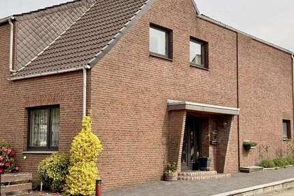 Haus Osterholz-Scharmbeck Scharmbeck - 5 Zimmer, 130 m&sup2;, 299.000&euro; | Angebot:26790850