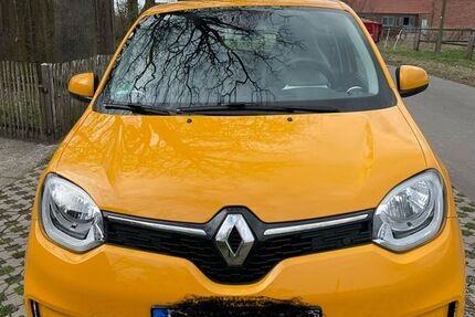 Renault Twingo 84.500 km 7.300 &euro; martfeld 27327