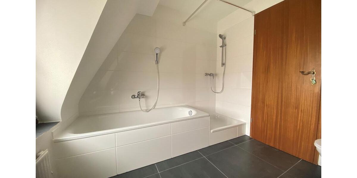 Etagenwohnung Bremen Huchting - 3 Zimmer, 114 m&sup2;, 1.250&euro; | Angebot:26676600