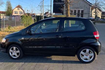 VW Fox 91.000 km 2.500 &euro; Bremen, Stadt 28755