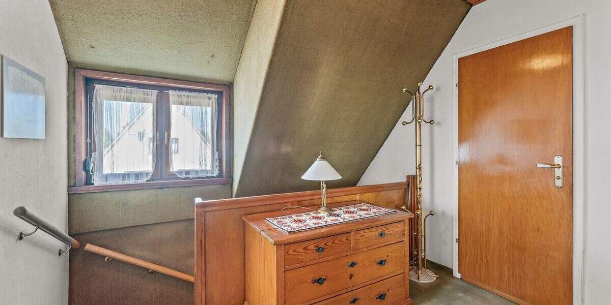 Einfamilienhaus Elsfleth - 7 Zimmer, 130 m&sup2;, 249.000&euro; | Angebot:25684172