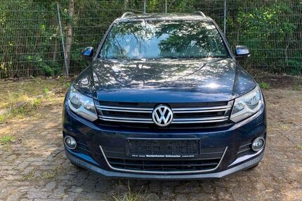 VW Tiguan 242.000 km 8.500 &euro; Bremen 28215