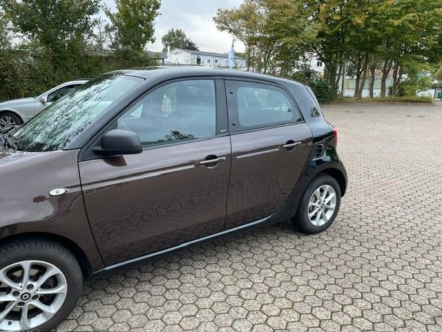 Smart ForFour 61.681 km 7.500 € Bremen 28203
