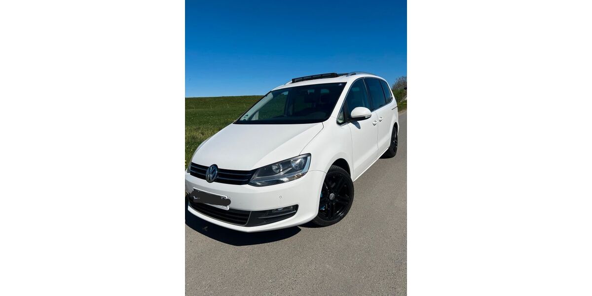 VW Sharan 273.000 km 8.950 &euro; Ganderkesse 27777