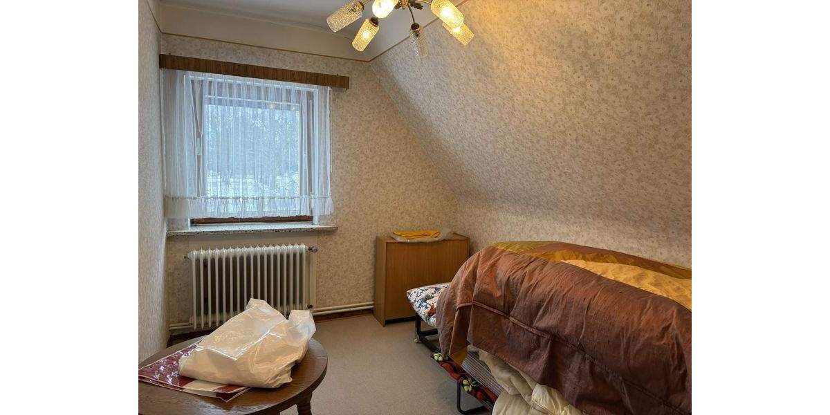 Mehrfamilienhaus, Wohnhaus Bremen / Rekum Rekum - 6 Zimmer, 127 m&sup2;, 299.000&euro; | Angebot:26037593