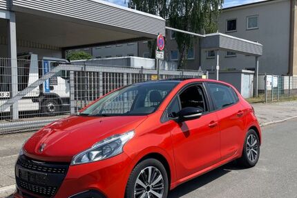 Peugeot 208 64.861 km 8.299 € Bremen 28197