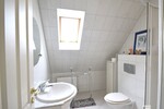 Großes modernisiertes EFH + EBK + Wintergarten + 2 Bäder mit 2 Stellplätzen vor dem Haus
