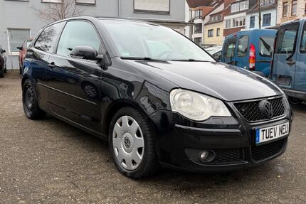 VW Polo 176.300 km 2.690 &euro; Bremen 28207