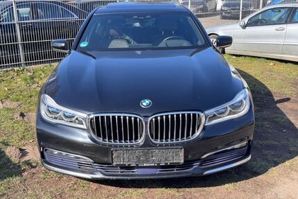 BMW 730