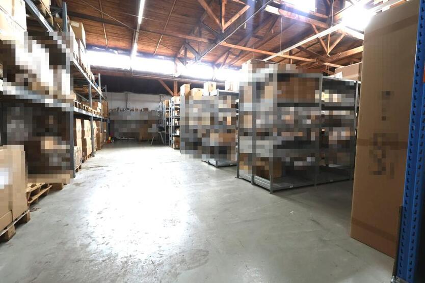 Lagerhalle in der Dortmunder Straße - Airport nähe zimmer