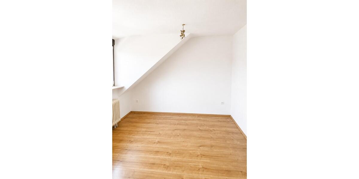 Dachgeschoßwohnung Bremen Gröpelingen - 2 Zimmer, 48 m&sup2;, 124.000&euro; | Angebot:27169249