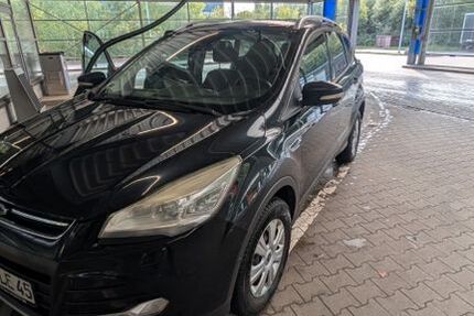 Ford Kuga 219.000 km 8.900 € Langwedel 27299