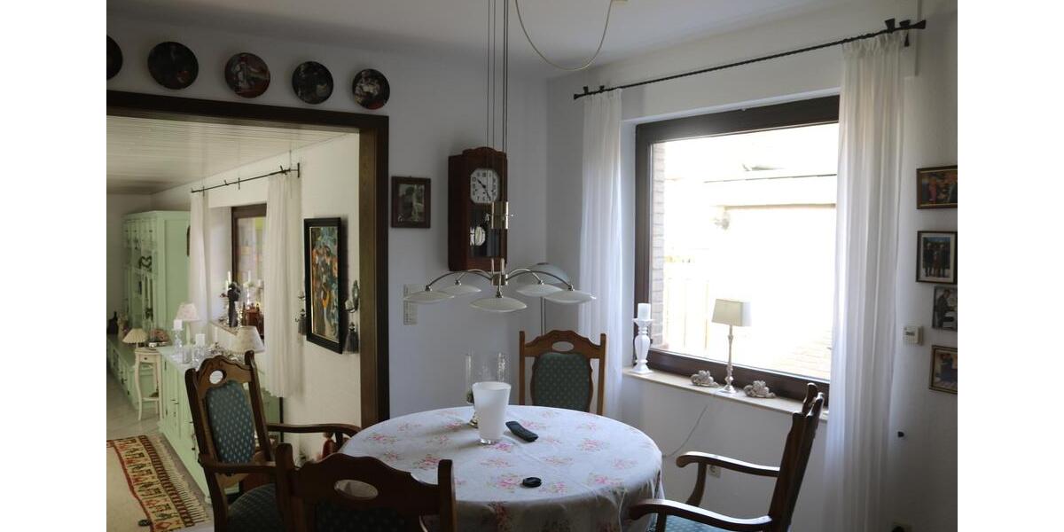 Einfamilienhaus Hude (Oldenburg) - 6 Zimmer, 206 m&sup2;, 549.000&euro; | Angebot:27081609