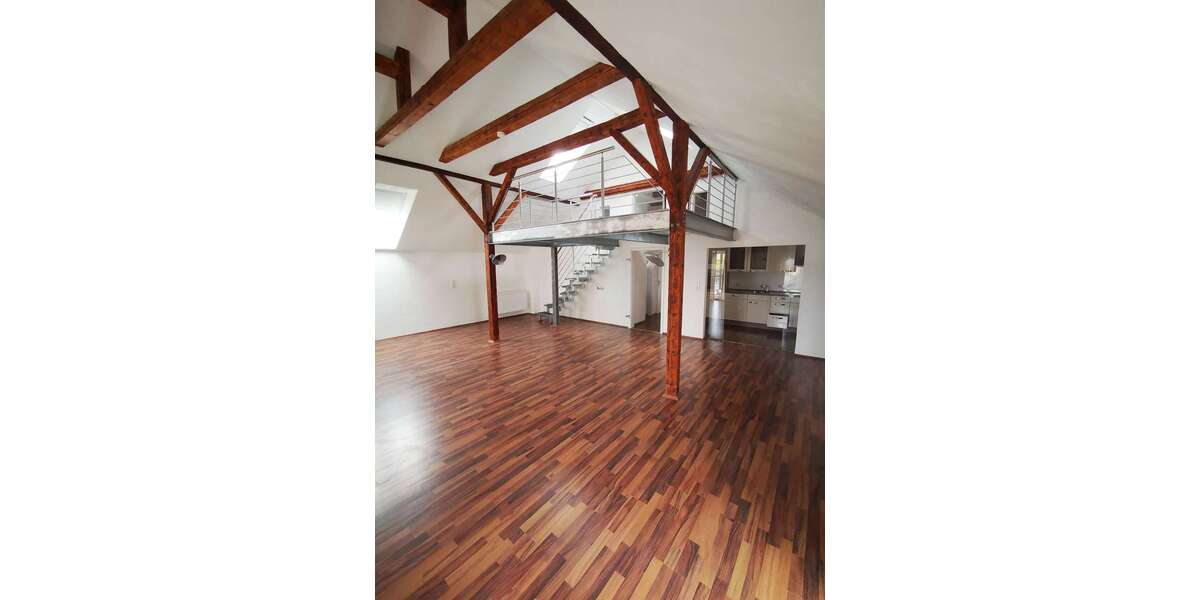 Etagenwohnung Delmenhorst Mitte - 2 Zimmer, 107 m&sup2;, 187.000&euro; | Angebot:8724138