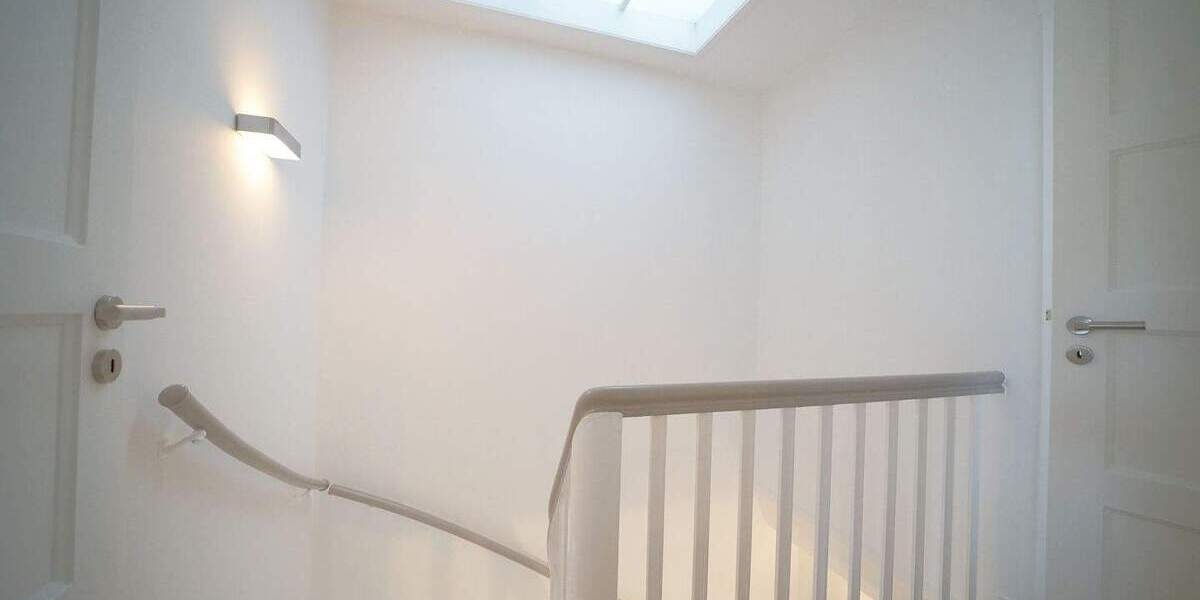 Reihenmittelhaus Bremen Schwachhausen - 8 Zimmer, 207 m&sup2;, 949.000&euro; | Angebot:25769345
