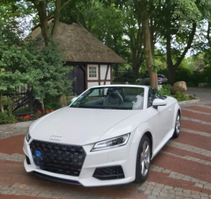 Audi TT 39.000 km 28.900 € Bremen 28195