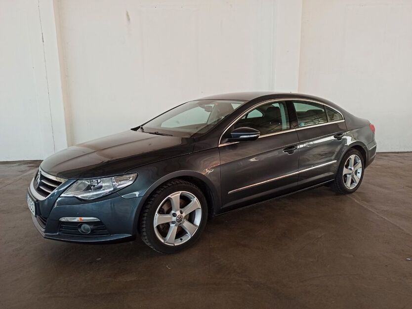 VW Passat 240.000 km 5.990 € Delmenhorst 27751