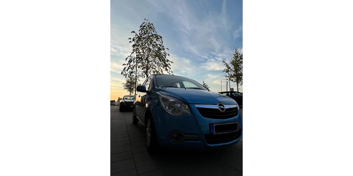 Opel Agila 181.500 km 2.300 &euro; Bremen 28237