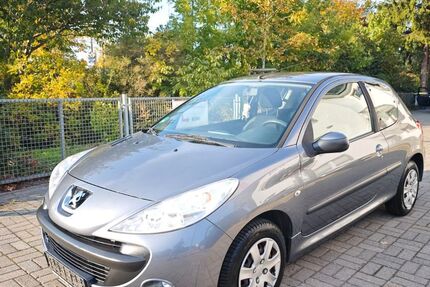 Peugeot 206 119.121 km 1.990 € Delmenhorst 27751