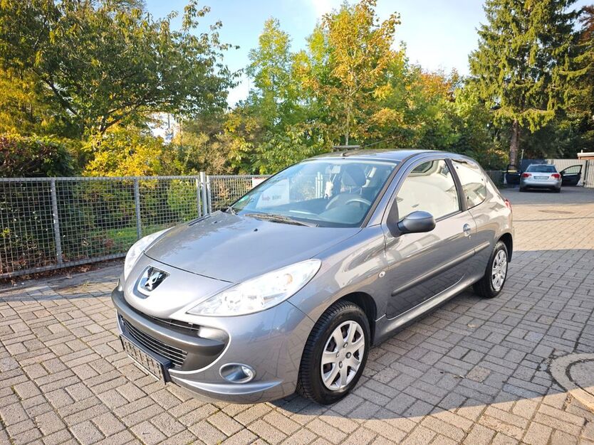 Peugeot 206 119.121 km 1.990 € Delmenhorst 27751