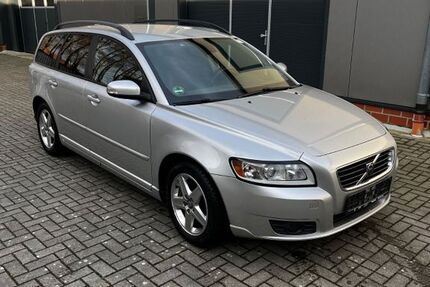 Volvo V50 329.600 km 2.390 &euro; Hude 27798
