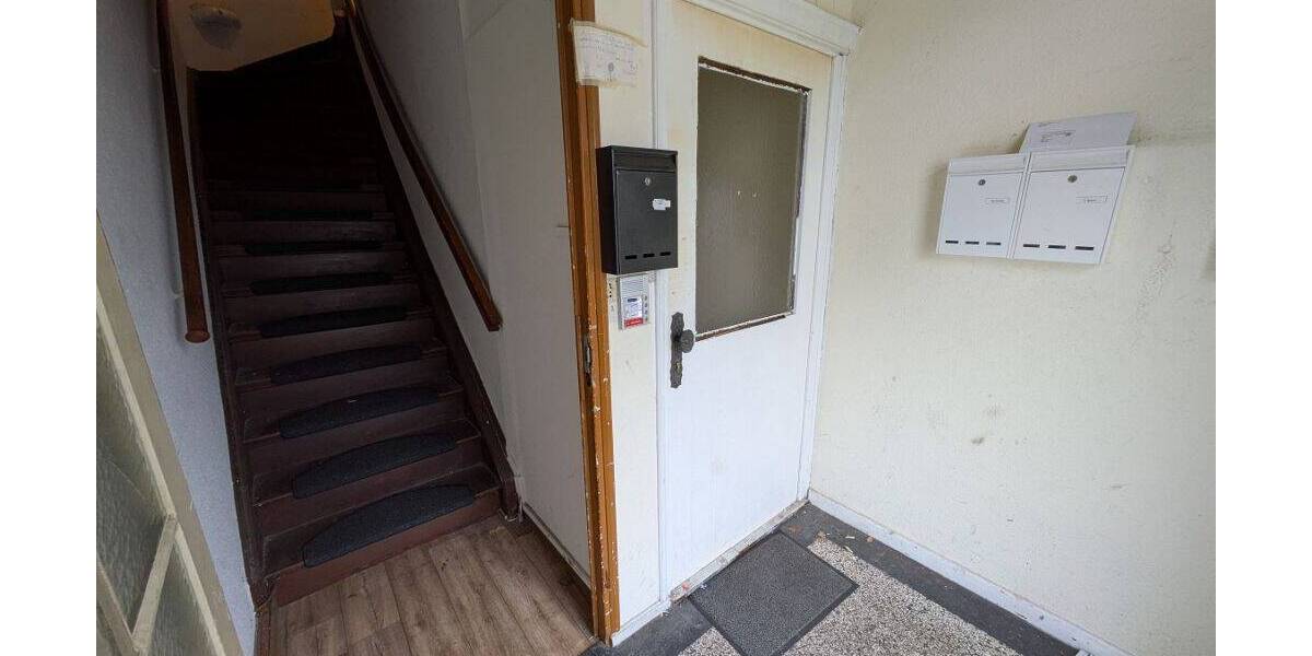 Mehrfamilienhaus, Wohnhaus Bremen Lindenhof - 6 Zimmer, 130 m&sup2;, 249.000&euro; | Angebot:26917380