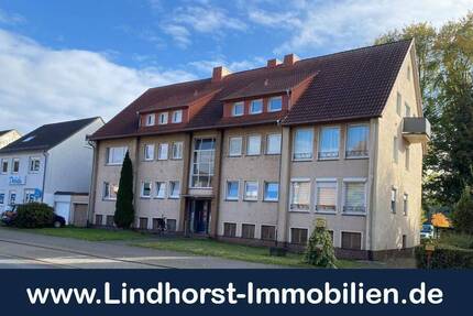 3 Zimmer Wohnung mit Balkon und Carport