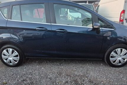 Ford B-Max 64.157 km 3.900 &euro; Achim 28832
